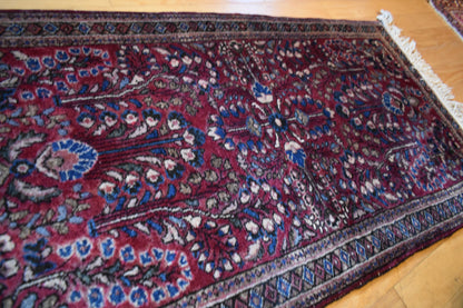 Antique Persian Sarouk Rug, 2' x 3'11", in blue, burgundy, cream and navy - photo 5