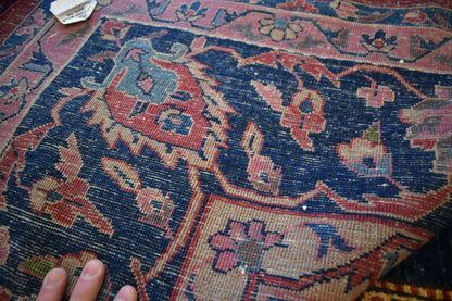 Antique Persian Sarouk Rug, 9' x 11'4", in blue, burgundy and navy - photo 4