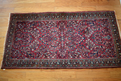 Antique Persian Sarouk Rug, 2'7" x 4'11", in ivory, navy and red - photo 2
