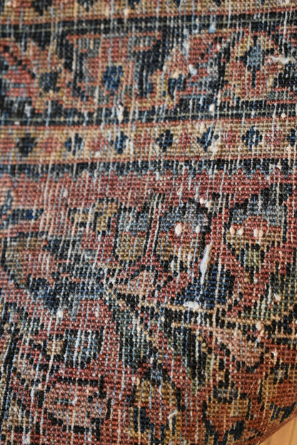 Antique Persian Sarouk Rug, 2' x 4', in navy, salmon and wine - photo 4