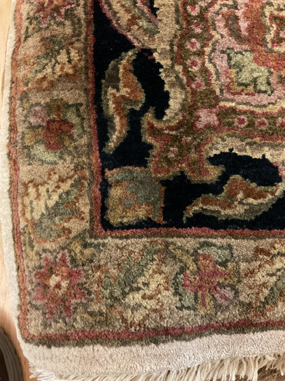 Indian Agra Jaipur Rug, 8'3" x 10', in black, green, ivory and rose - photo 3