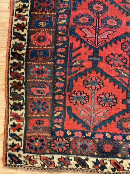 Antique Persian Kurdish Rug, 4'1" x 5'3", in ivory, navy and red - photo 2