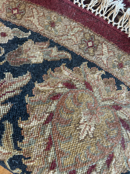 Indian Agra Jaipur Rug, 9'1" x 9'1", in beige, burgundy and navy - photo 3