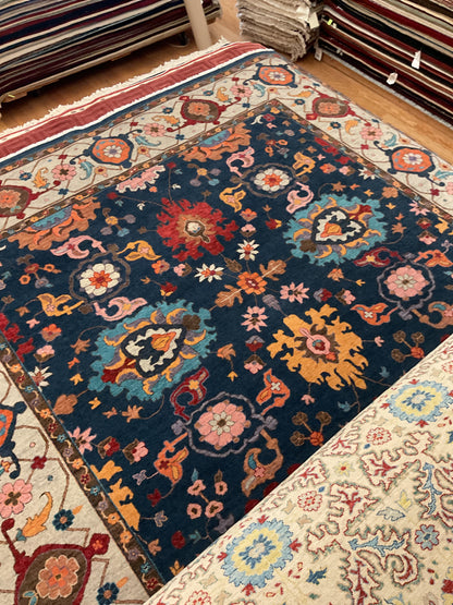 Indian Serapi Rug, 9'1" x 12', in ivory, navy, orange and pink - photo 2