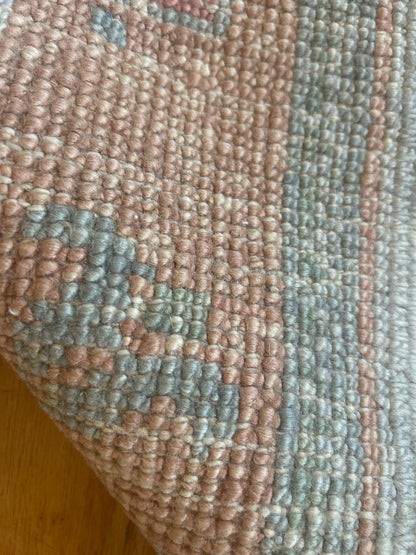 Turkish Oushak Rug, 2'3" x 3'8", in cream, peach, pink and teal - photo 4