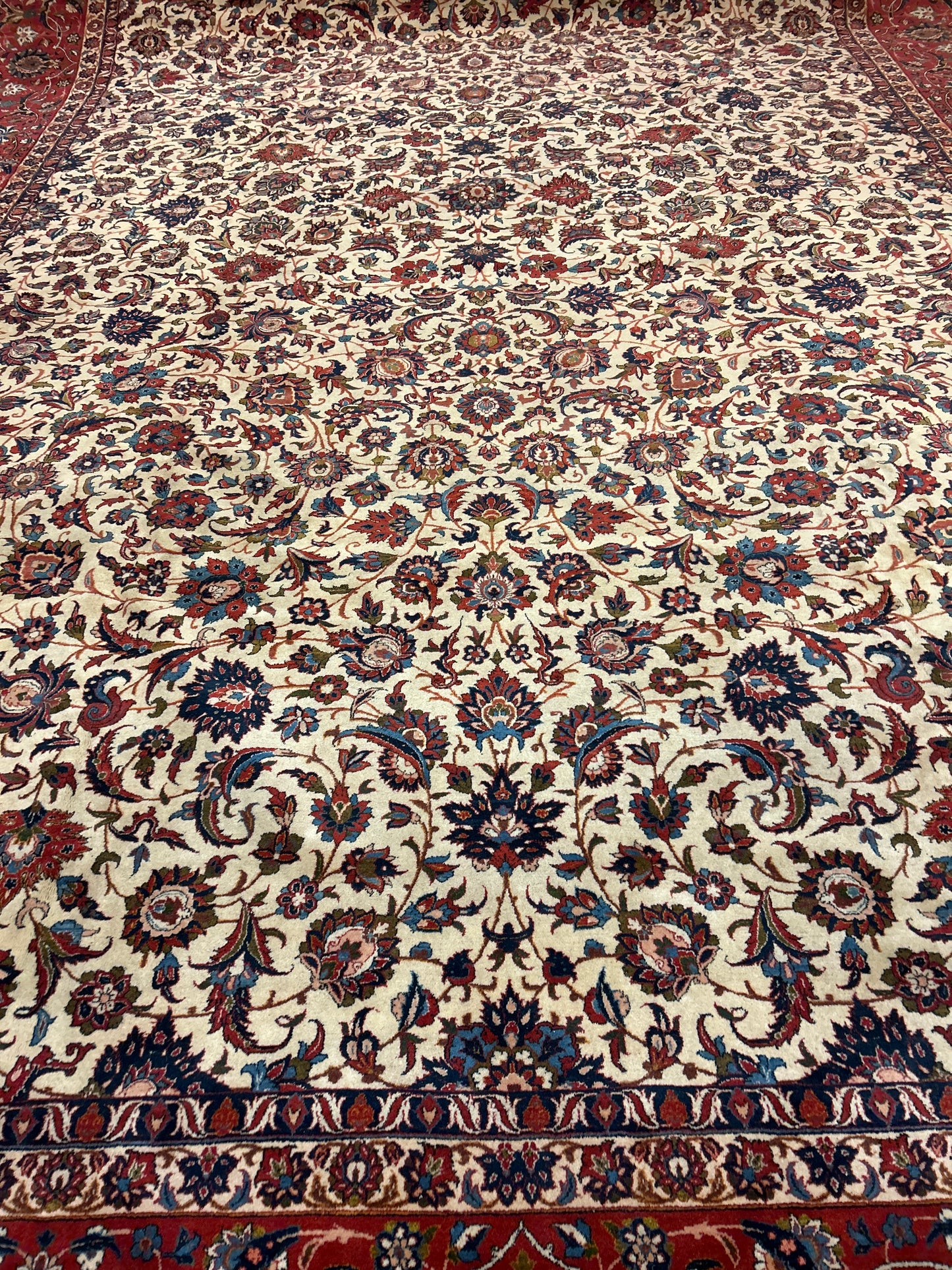 Persian Esfahan - 14.4x22.0 - P136