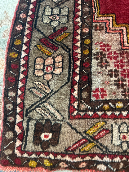 Vintage Turkish Anatolian Runner, 3'3" x 10'5", in brown, grey, ivory and red - photo 2