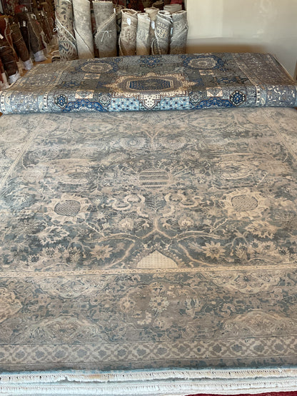 Indian Sultanabad Rug, 10'1" x 14'3", in beige, grey and slate