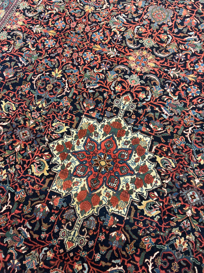 Antique Persian Bidjar Rug, 8'8" x 11'6", in ivory, navy and red - photo 2