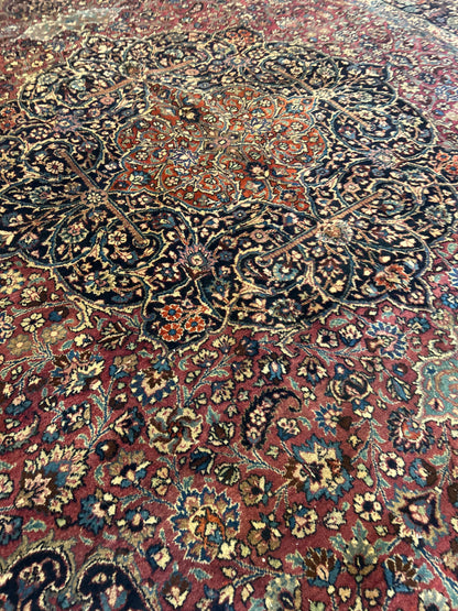 Antique Persian Mashad Rug, 10'1" x 13'2", in gold, navy and rose - photo 5