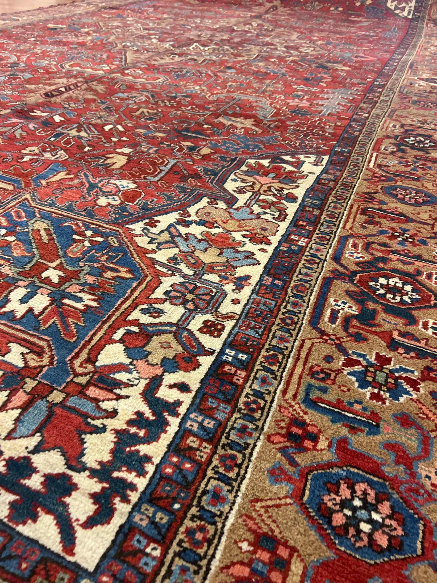 Persian Heriz - 9.6x18.7 - 32022