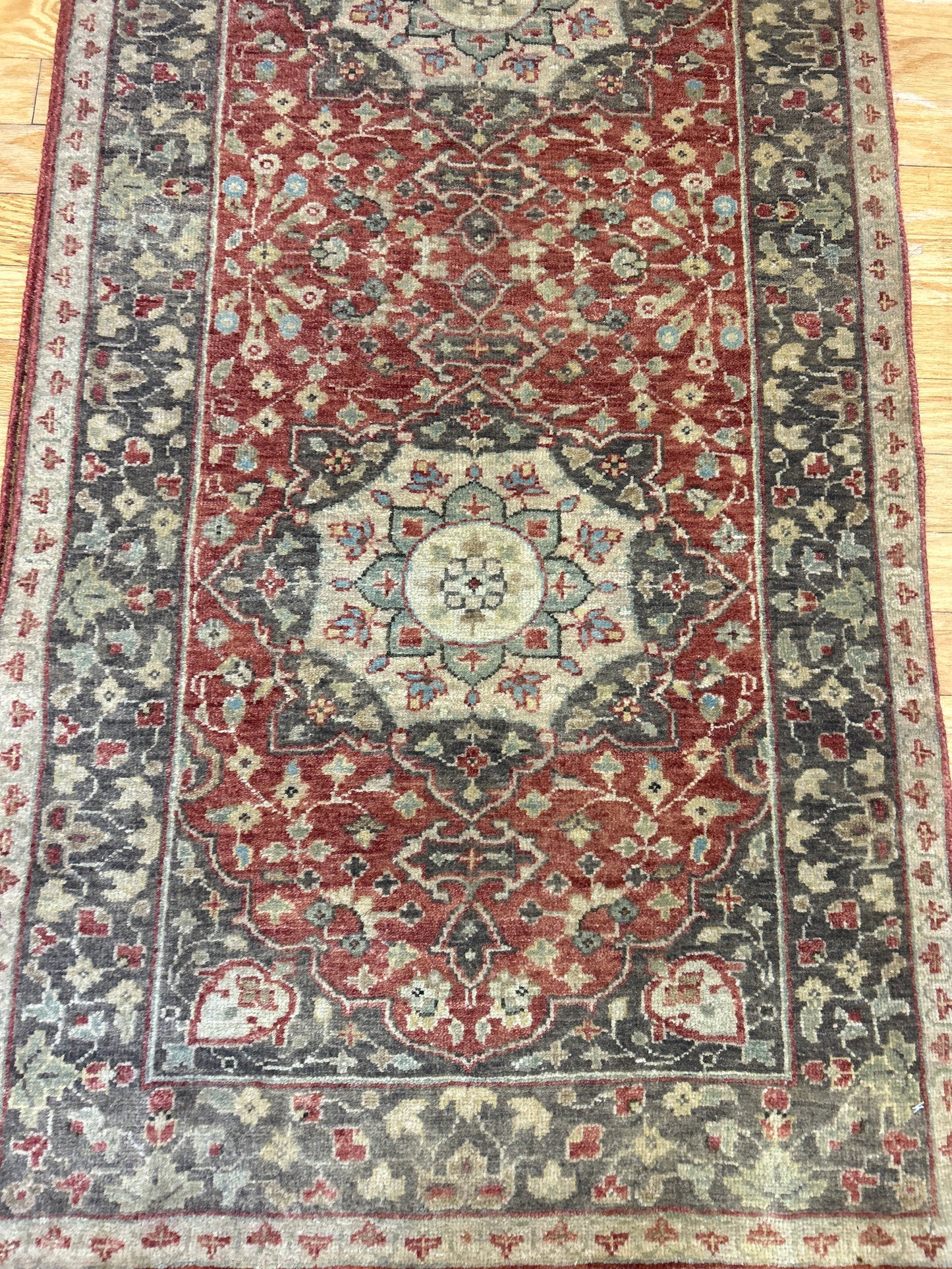 Indian Sultanabad - 2.8x23.7 - 42700
