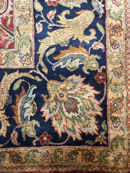 Indian Infahan Rug, 9' x 11'10", in gold, navy and red - photo 3