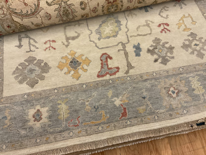 Indian Oushak Rug, 8' x 10', in cream and grey - photo 4