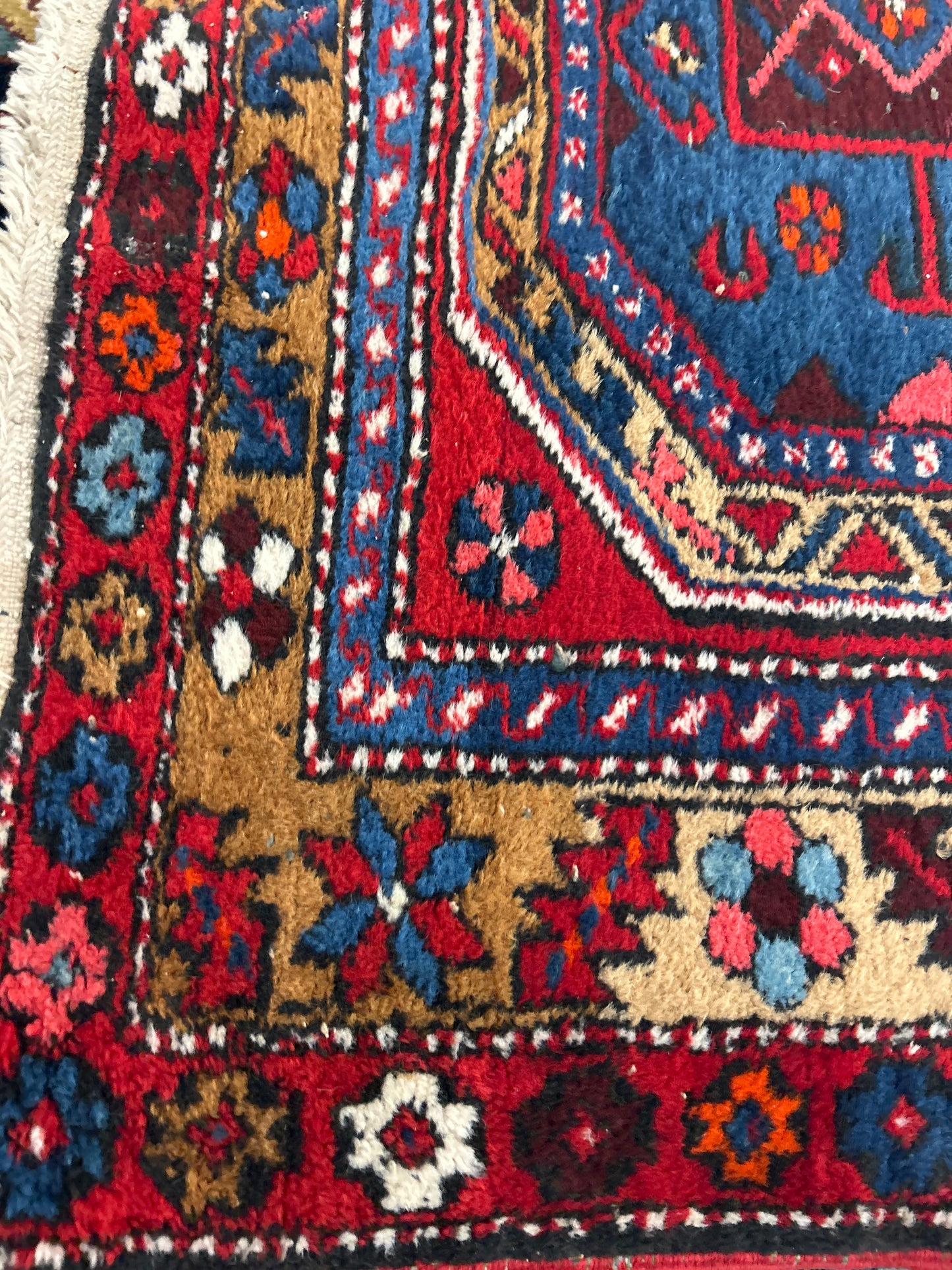 Persian Karajh - 3.5x10.6 - FA11943
