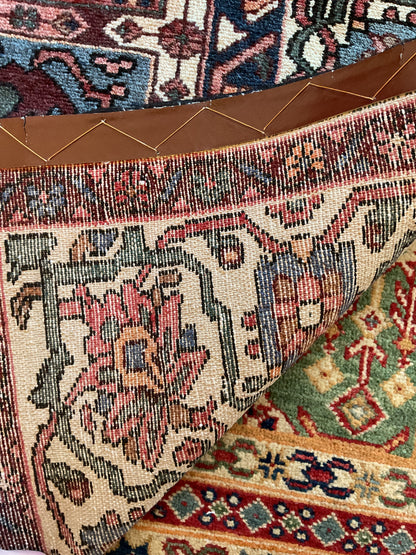 Vintage Persian Baktarie Rug, 5'4" x 9'11", in burgundy, green, ivory and salmon - photo 4