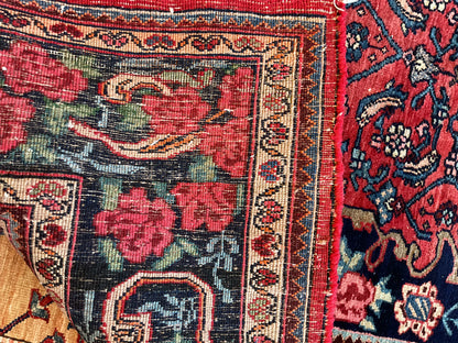 Antique Persian Bidjar Rug, 5'7" x 8'7", in ivory, navy, pink and red - photo 4