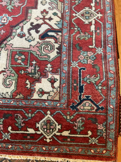 Indian Heriz Rug, 6' x 9', in baby blue, ivory, navy and red - photo 2