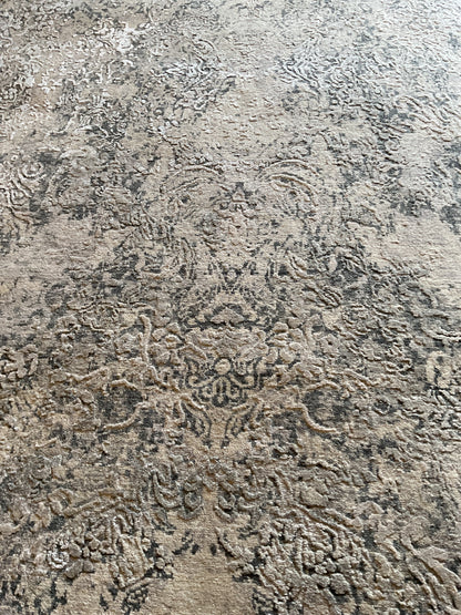 Indian Tibetan Rug with Art Silk, 6' x 8'3", in charcoal, grey, ivory and slate - photo 4