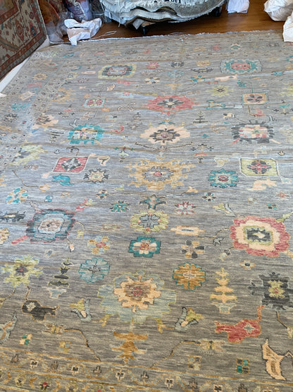 Indian Oushak Rug, 12'4" x 14'10", in gold, grey, pink and teal - photo 2