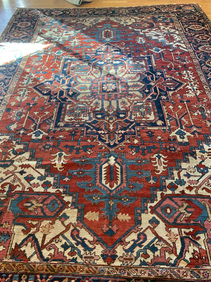 Antique Persian Serapi Rug, 9'5" x 13'2", in ivory, navy, rust and teal
