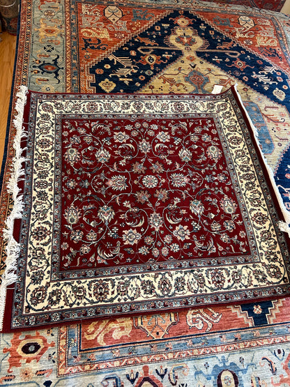 Indian Kashan Rug, 5'1" x 5'3", in ivory, navy and red