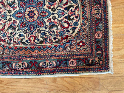 Vintage Persian Sarouk Rug, 2'3" x 2'9", in ivory, navy, salmon and teal - photo 2