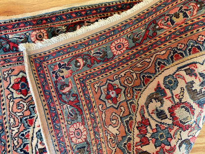 Vintage Persian Sarouk Rug, 2'3" x 2'9", in ivory, navy, salmon and teal - photo 3
